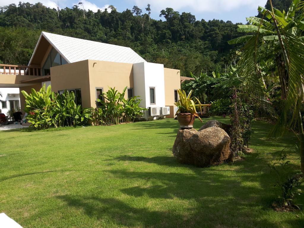Sakoo Valley Naithon Beach Bagian luar foto